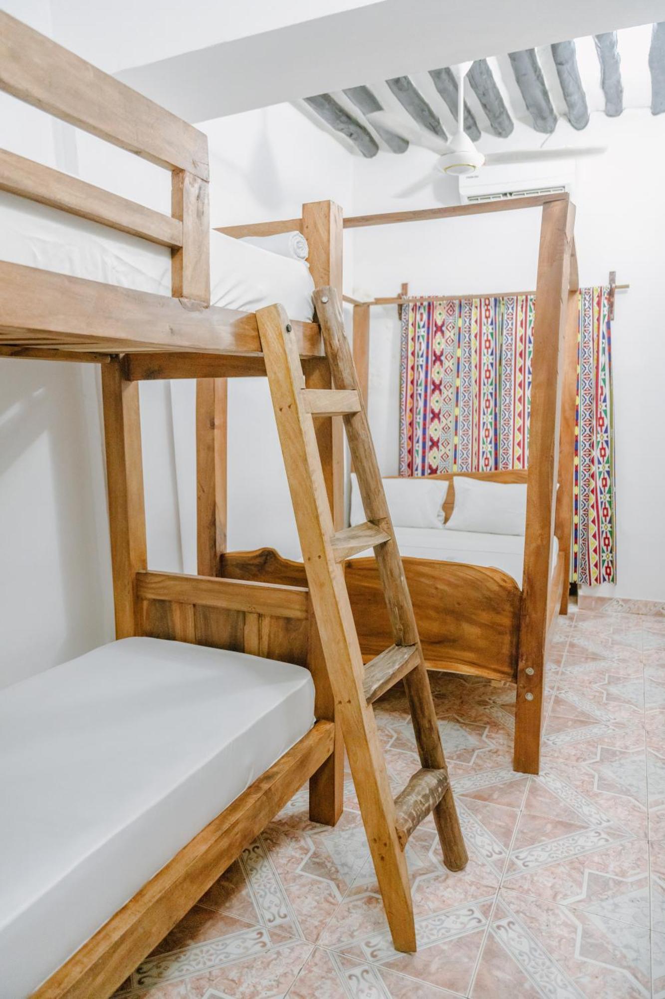 Shoki Shoki Guest House Zanzibar 外观 照片